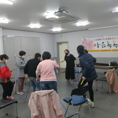 3월 넷째 주 음악프로그램 마음톡톡 진행