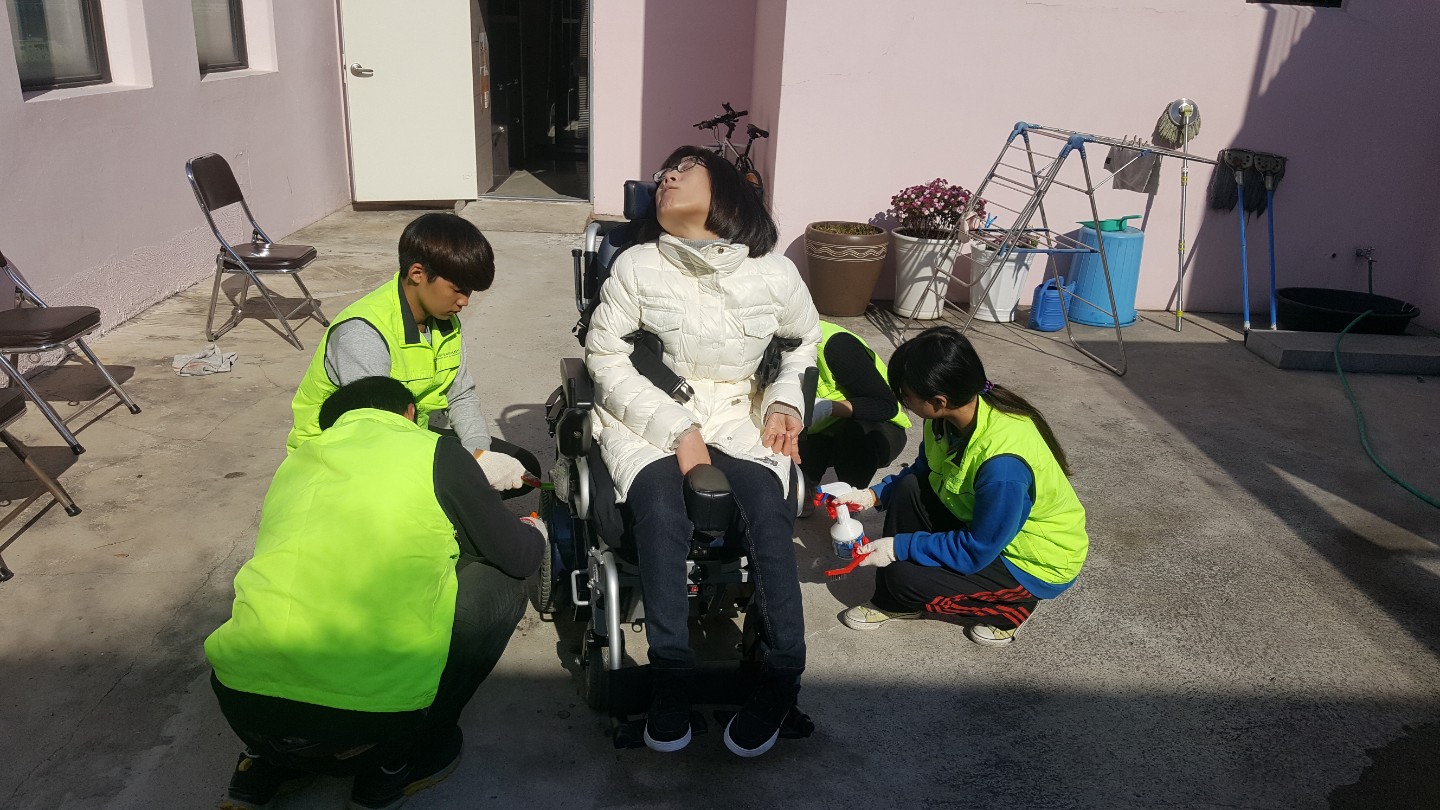 KakaoTalk_Moim_5uJw7t19eqwhF4aO7DBGSKptgULIvE.jpg