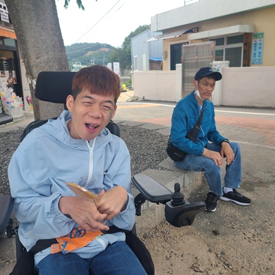 KakaoTalk_20230512_224454913_18.jpg